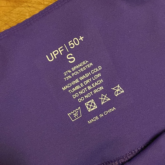 NWOT XTUPO high rise cropped leggings with UPF 50+ material size women’s small - Picture 10 of 10